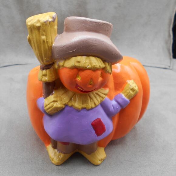 Vintage Halloween Ceramic Scarecrow w/Pumpkin Planter 5.5" - Picture 4 of 8